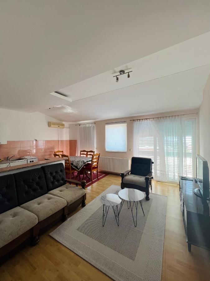 Apartments Maria Makarska Buitenkant foto