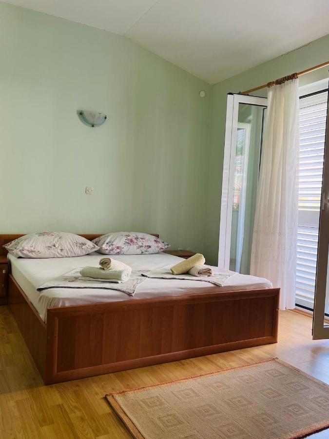 Apartments Maria Makarska Buitenkant foto